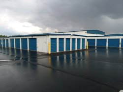 storage facility with RV Storage in Redding, Ca